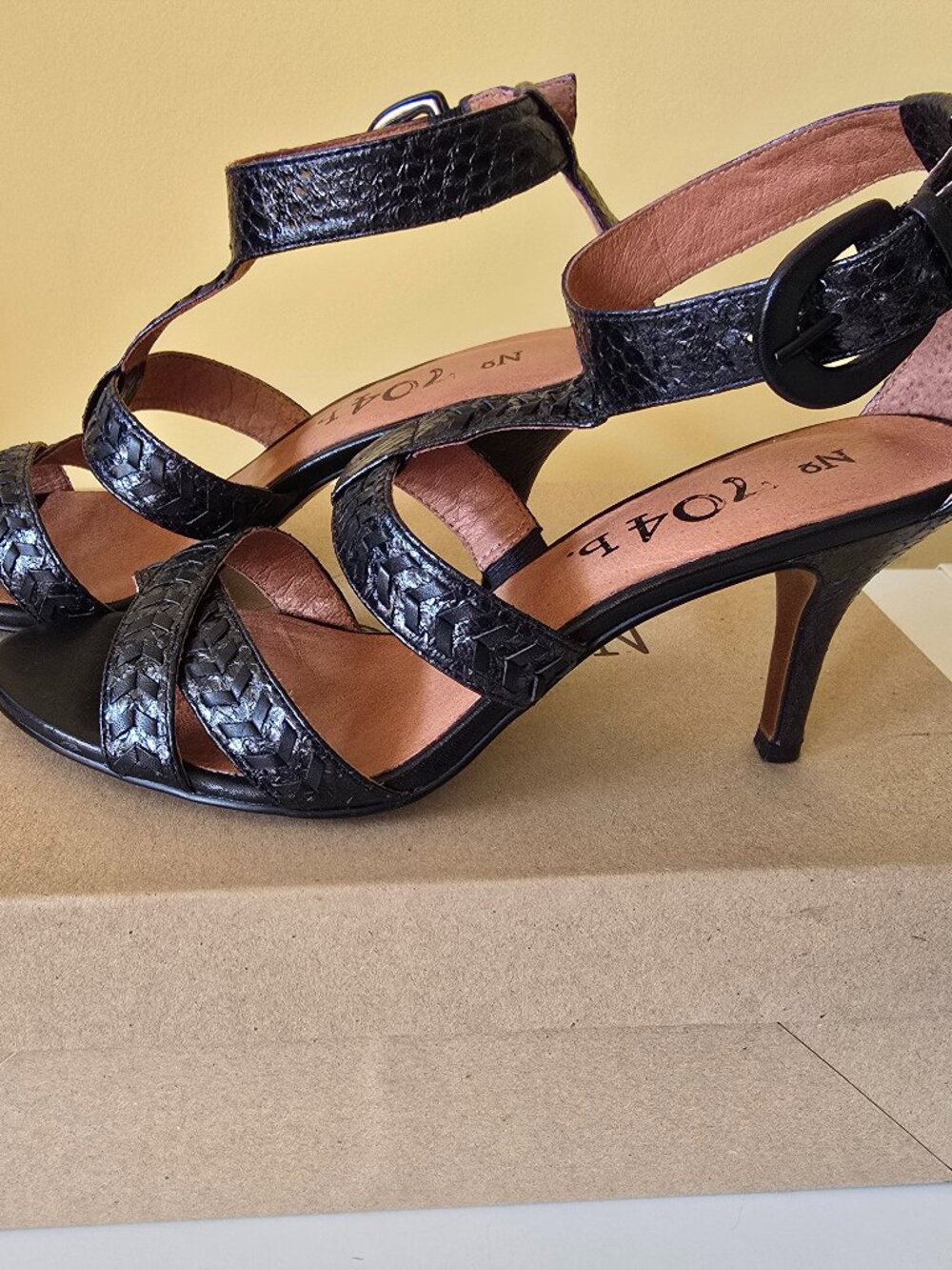 No 704b Black Leather Sandals